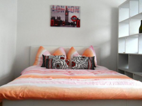 Opera-Karsplatz city central apartment, Wien, Österreich